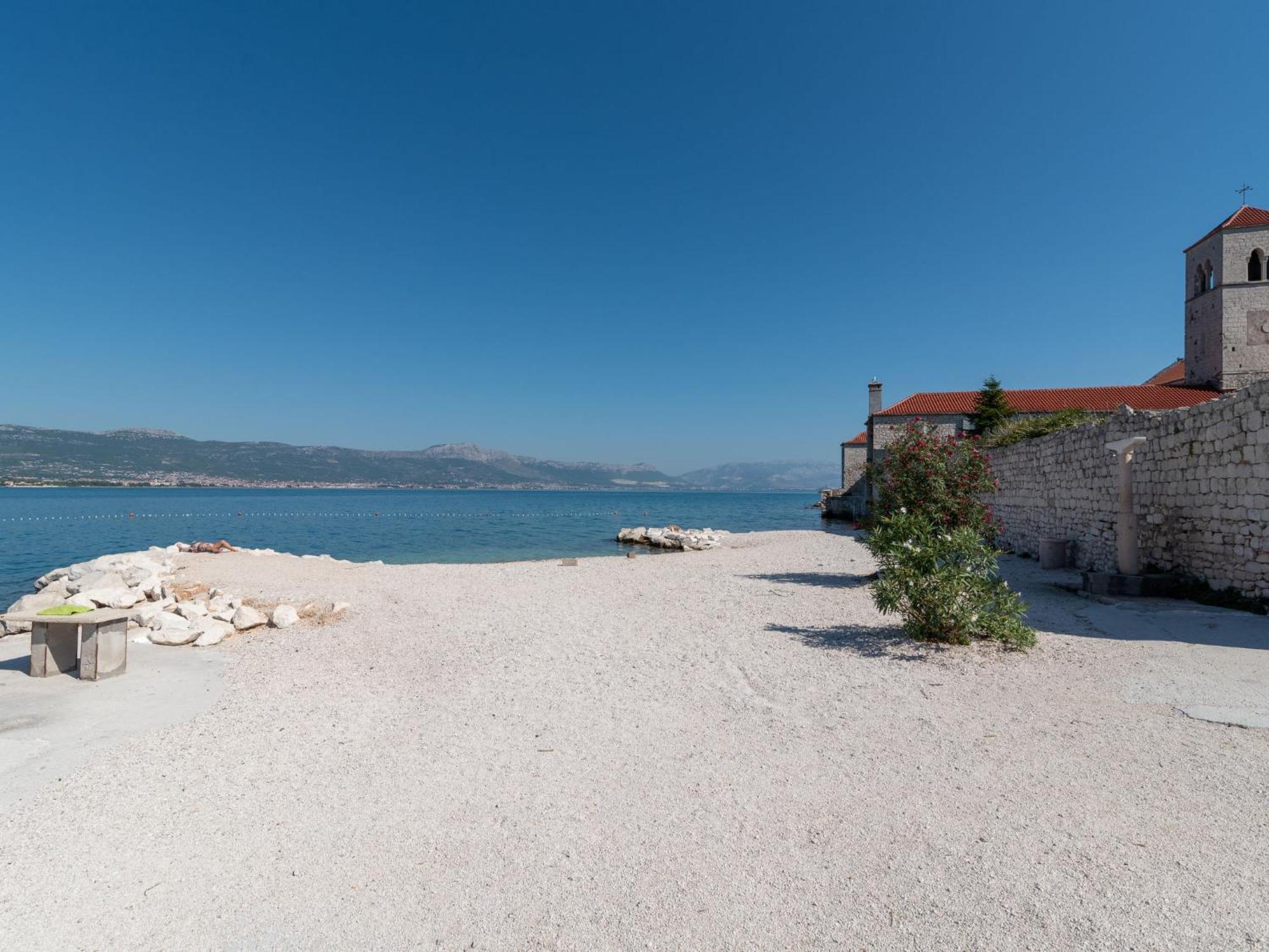 Apartment Mornar-2 By Interhome Trogir Exterior foto